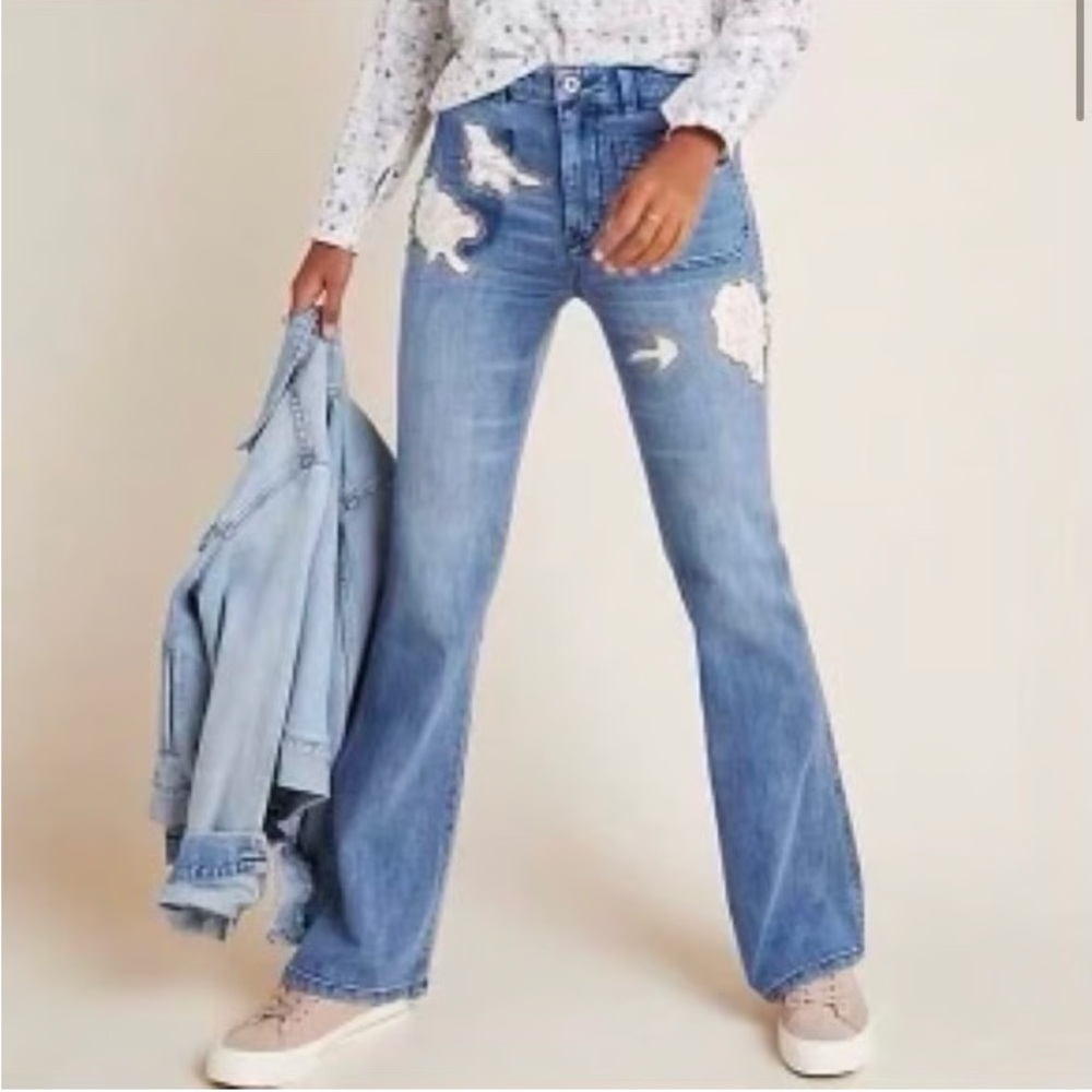 Anthropologie Pilcro Women's Blue Rose Patch  Jeans
